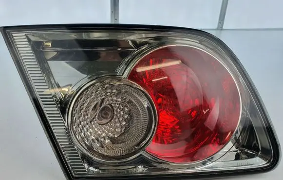 Mazda 6 Tailgate rear/tail lights