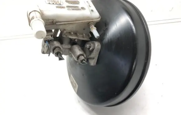 Ford Transit Courier Brake booster AY11-2B195-A1B