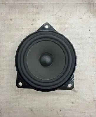 BMW X2 F39 Panel speaker 8715683 10597510F0 65138715683