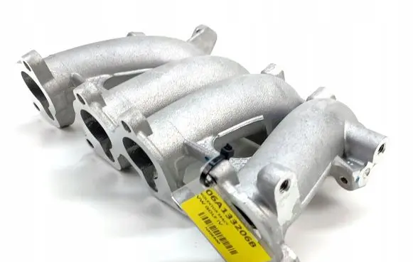 Volkswagen Golf VII Intake manifold 06A133206B
