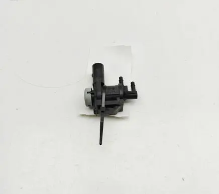 Volkswagen Amarok EGR valve 1K0906283A