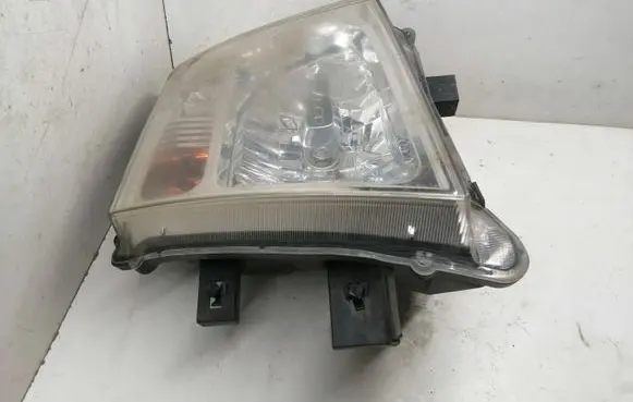 Nissan Navara D40 Headlight/headlamp 26060EB30A 1282 KOITO10016459