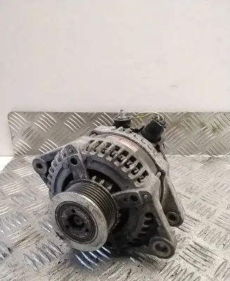 Toyota Corolla E120 E130 Generator/alternator 27066-33072