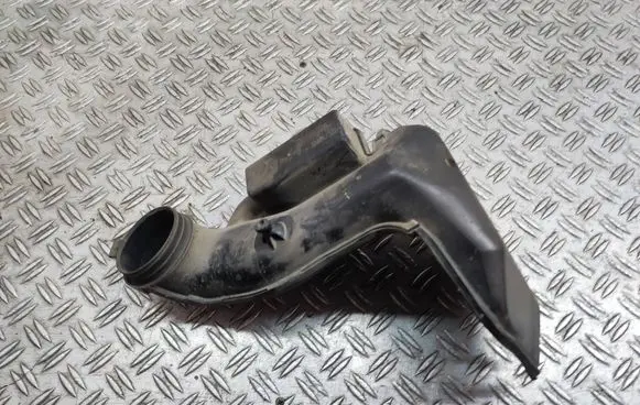 Mazda CX-7 Air intake duct part K3804 L33D