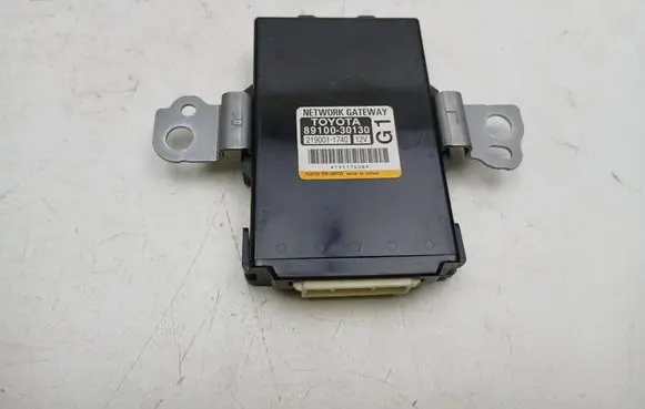 Lexus GS 250 350 300H 450H Other control units/modules 8910030130 2190011740