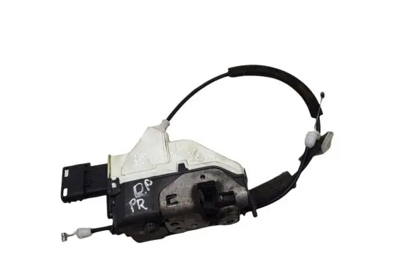 Peugeot Partner Front door lock 828405 A01851