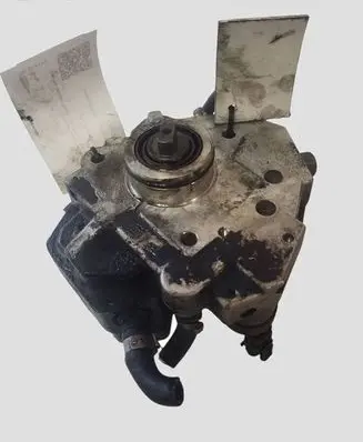 Volvo XC90 Fuel injection high pressure pump 0445010043 8689590