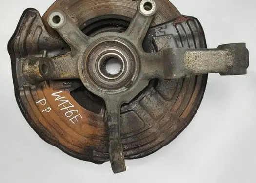 Mercedes-Benz A W176 Front wheel hub spindle knuckle