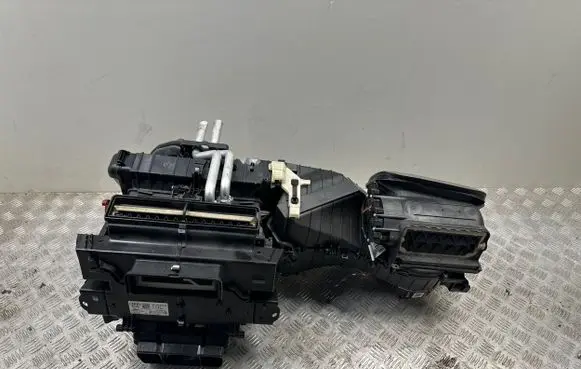 Audi A4 S4 B8 8K Interior heater climate box assembly 8K1820005AE 00182940 G7816008940