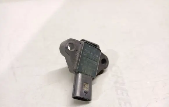 Skoda Kamiq Exhaust gas pressure sensor 04E906051 04E906051H