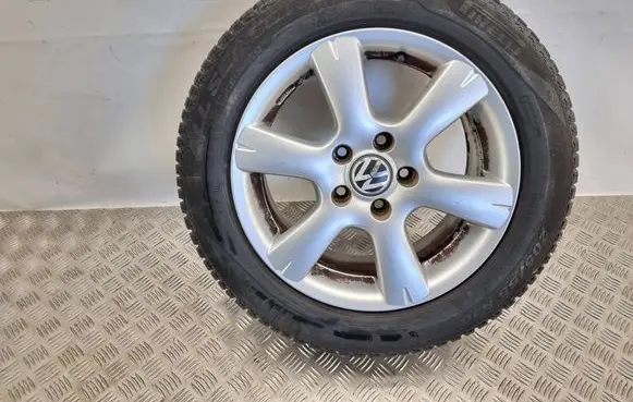 Volkswagen Touran I R16 alloy rim 