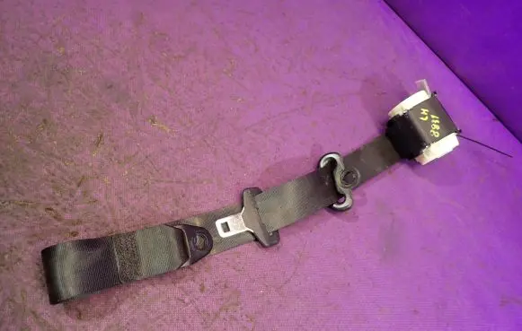 Renault Scenic III - Grand scenic III Front seatbelt 07354909330