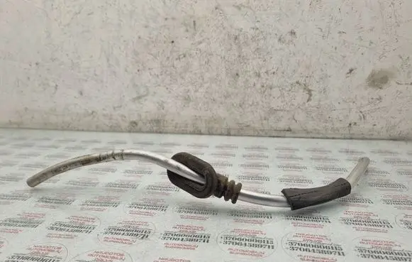 Handbrake/parking brake wiring cable