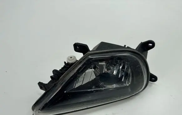 Volkswagen Touareg II Front fog light 7P6941700 19527902 19528002