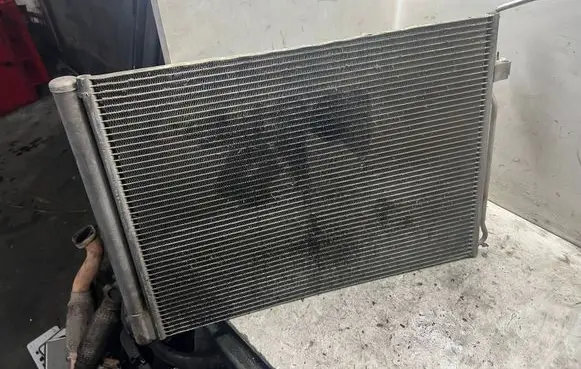 BMW X5 E70 A/C cooling radiator (condenser) 8239992