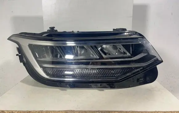 Volkswagen Tiguan Headlight/headlamp 5NB941036C 030111923200