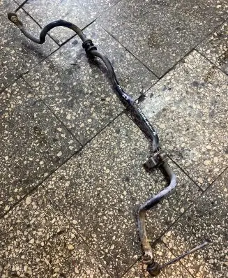 Nissan NV200 Front anti-roll bar/stabilizer link 
