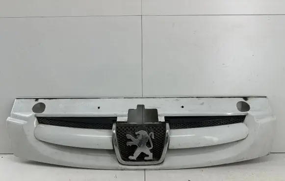 Peugeot Partner Front grill 9644758777