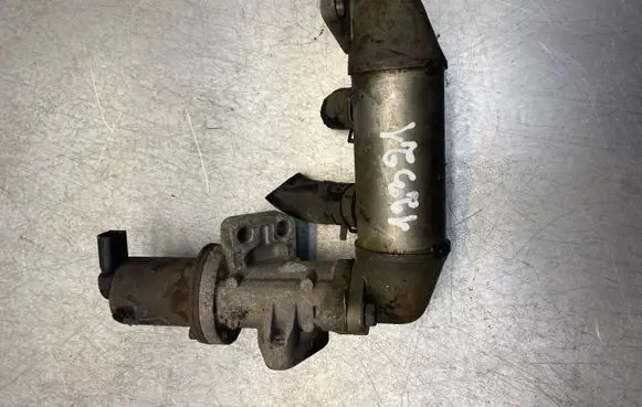 KIA Sorento EGR valve 4A30 284104A100