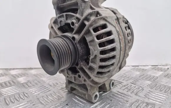 Mercedes-Benz C W204 Generator/alternator A2721540002