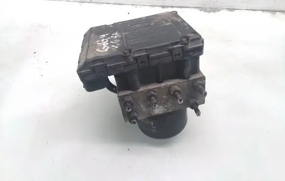 Volkswagen Golf IV ABS Pump 1J0907379G 1J0614117C