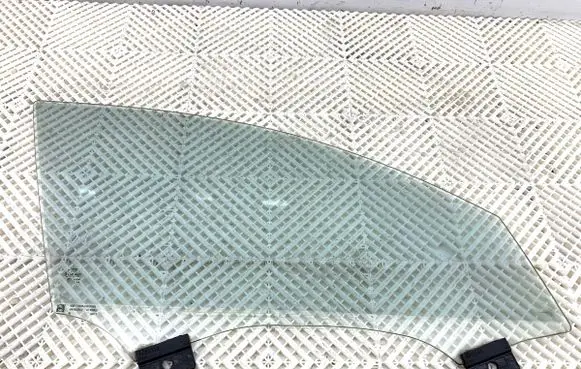 Audi A6 S6 C7 4G Front door window glass four-door 4G0845022A