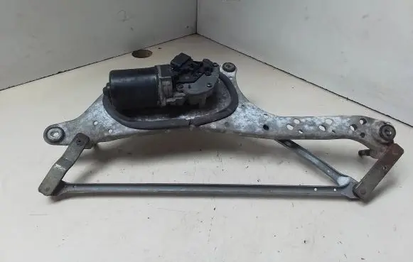 Front wiper linkage