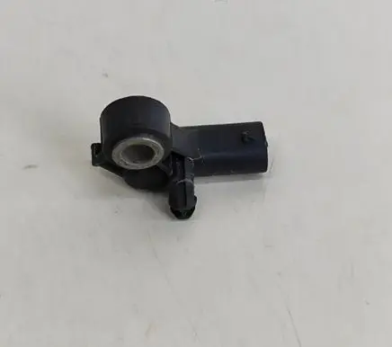 Tesla Model 3 Airbag deployment crash/impact sensor 109569900A
