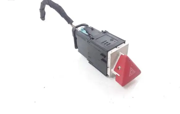 Volkswagen PASSAT B6 Hazard light switch 3C0953509A