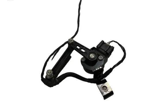 BMW M4 F82 F83 Headlight/headlamp level sensor 6870000 37146870000