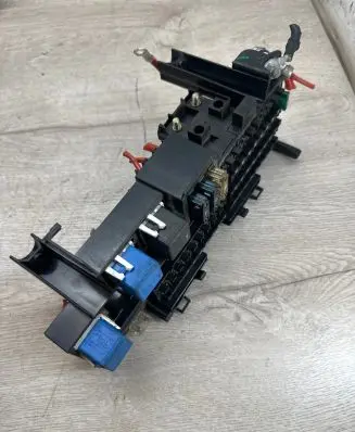 Mercedes-Benz A W168 Fuse module A1685462143