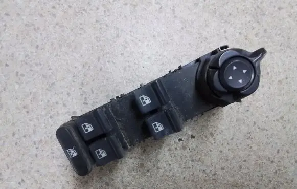 Electric window control switch