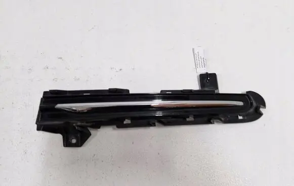 Volvo V40 Front bumper splitter molding 31347042