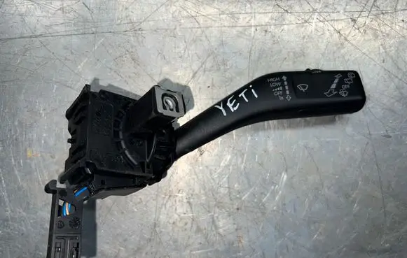 Skoda Yeti (5L) Wiper control stalk 1K0953519H 01203514 20351401001582
