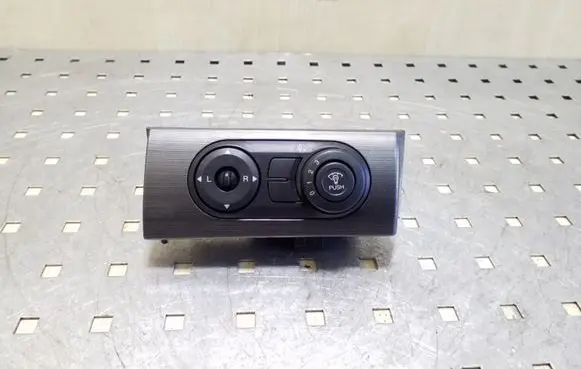 Opel Antara Wing mirror switch