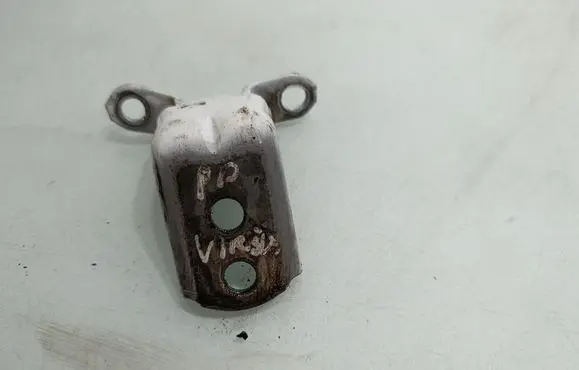 Renault Koleos I Front door upper hinge 