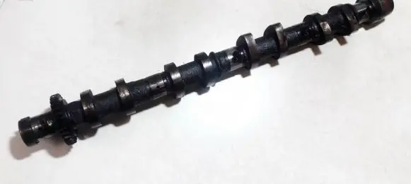 Toyota Corolla E120 E130 Camshaft 