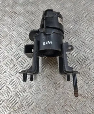 Toyota RAV 4 (XA50) Engine mount bracket