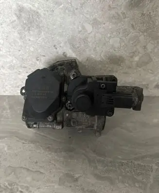Volkswagen PASSAT B6 Throttle valve 03G128063G A2C53249824 03G129637A