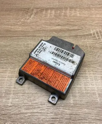 Mercedes-Benz E W210 Airbag control unit/module 0018202126
