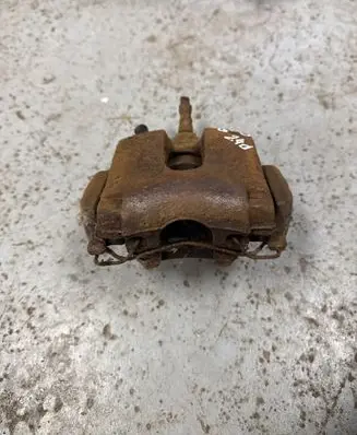 Volvo XC90 Rear brake caliper