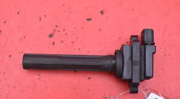 Suzuki Grand Vitara I High voltage ignition coil 33410-77E2