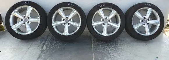 Audi Q7 4L R12 alloy rim 4L0601025BD