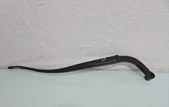 Infiniti QX60 L50 Front wiper blade arm 
