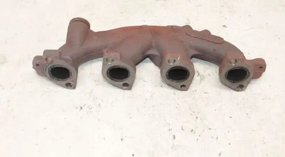 Nissan Qashqai Exhaust manifold 140045892R