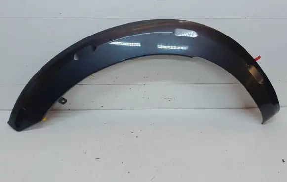 Isuzu D-Max Front arch trim T19018284Z