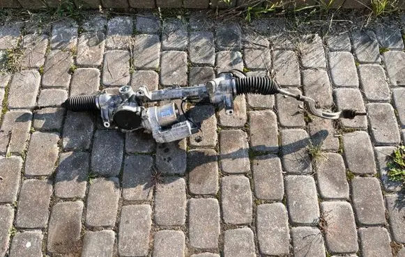 Mercedes-Benz A W176 Steering rack 6820000221 A2464609600 A1764609600