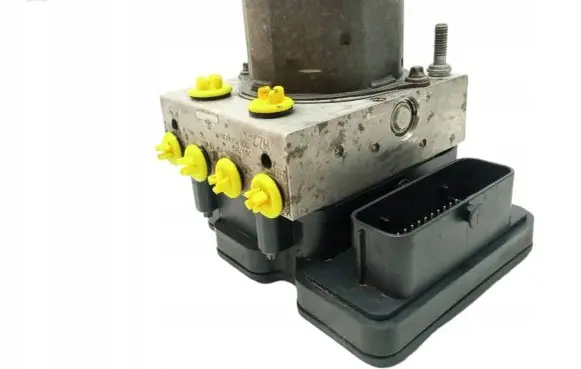Mercedes-Benz B W246 W242 ABS Pump A0084317512
