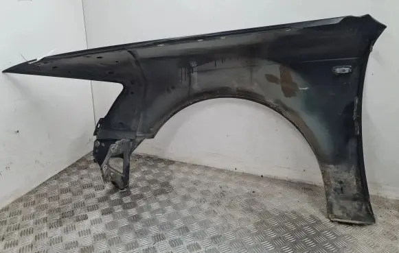 Audi A6 S6 C6 4F Fender