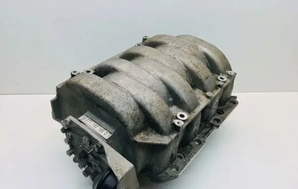 Audi A8 S8 D2 4D Intake manifold 077133185G